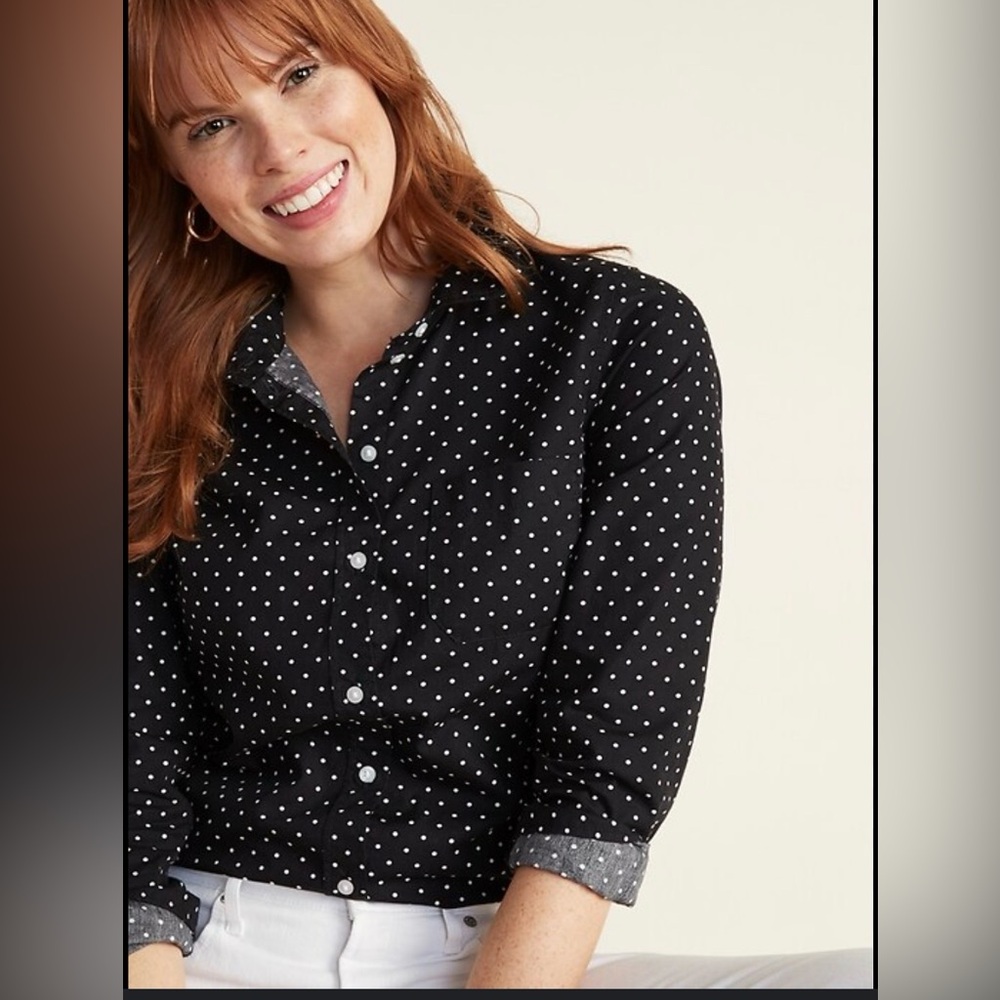 Old Navy Size XS The Classic Shirt Black Polka Dot Button-Up Shirt 100% Cotton